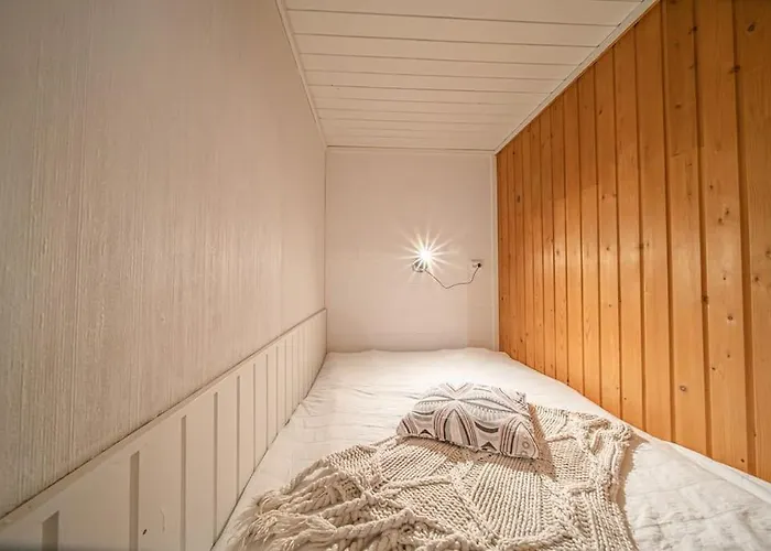 Levi Nietos 公寓 *